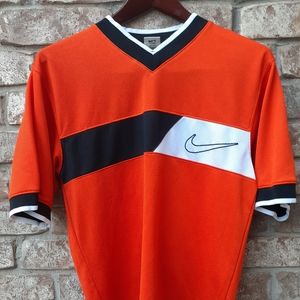 Old School Retro nike top